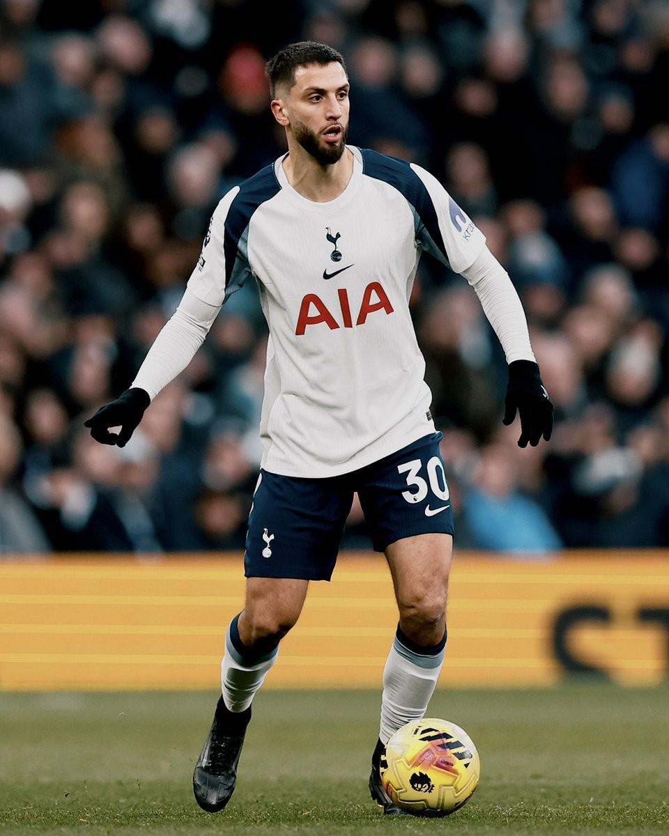 电竞投注-热刺官方：本坦库尔已接受右腿腿筋手术