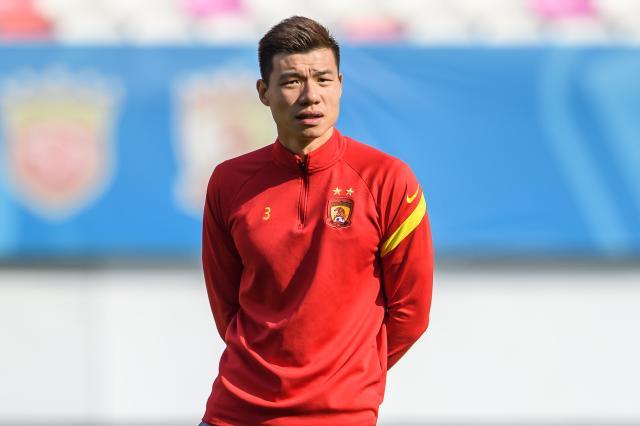 广州队功勋后卫发布长文告别 连说16个感谢太催泪