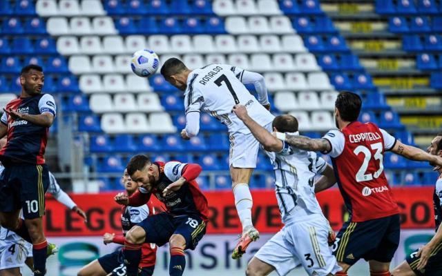 电子竞技-C罗首度认领第一射手头衔 原因暖心：多算贝利10球